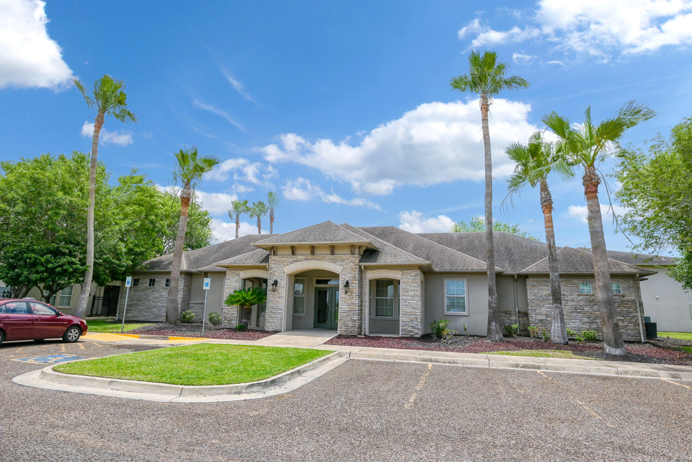 Luxury Apartment Brownsville - Brownsville Apartment for Rent | La ...